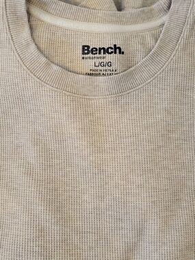Bench Men's Beige Waffle-Knit Crewneck Sweater